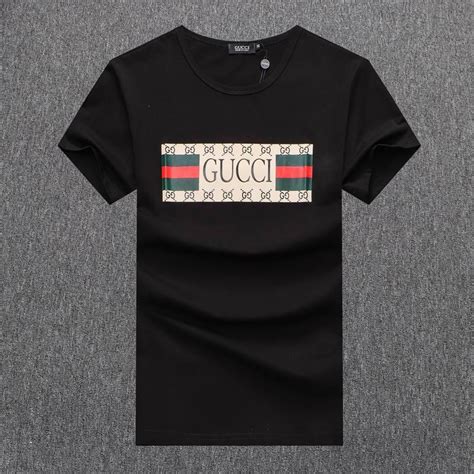 magliette uomo gucci falso